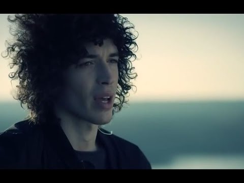 julian-perretta---miracles-lyrics-(2016)-new-(music-review-video)-neues-lied