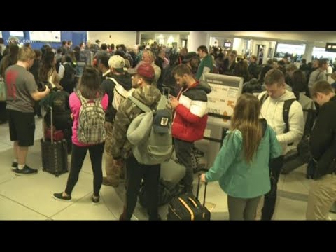 Charlotte Douglas sees significant delays as holiday travel rush continues