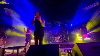 Saliva - They Don’t Care About Us/Medley live in Fernandina Beach, FL 03/27/23 4K Resimi