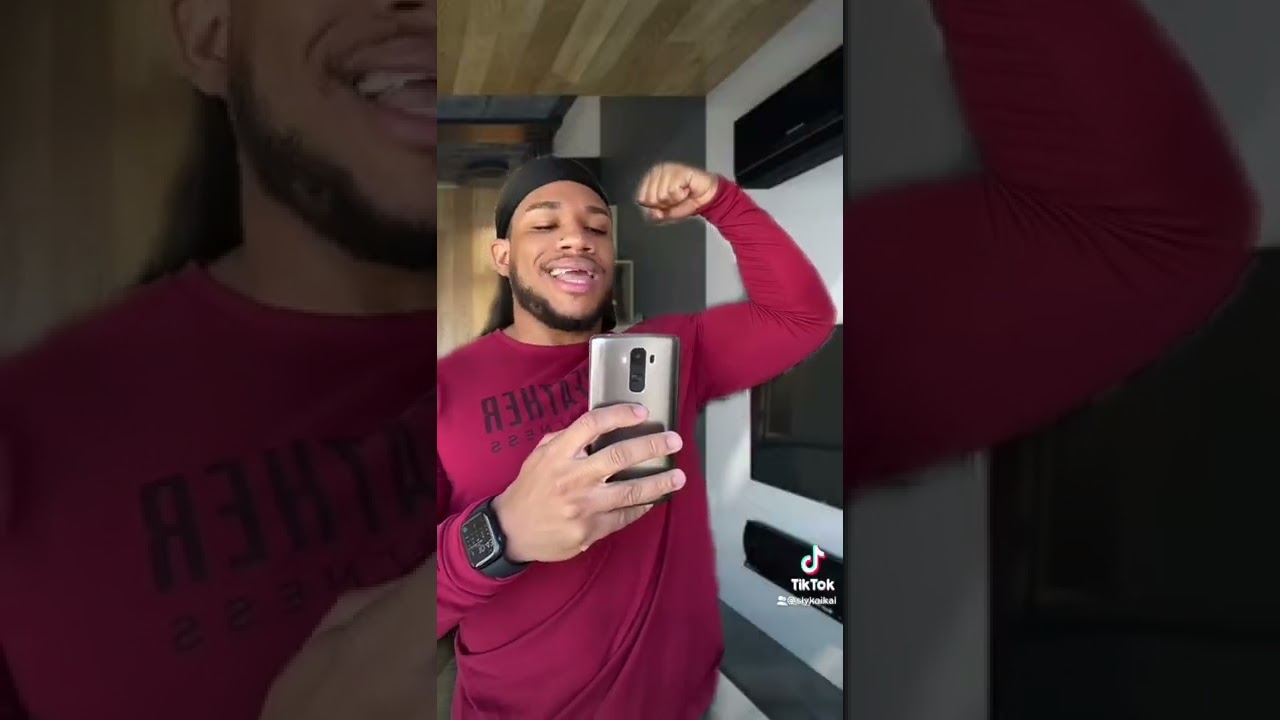 POV: your the camera man for Kali Muscle 😂 