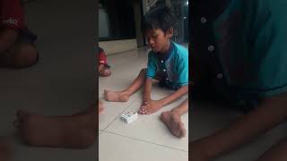 kelas 5 kalah ama kelas 2 main kartu tepuk ,kartunya diminta lagi👹😈dipalak @pedagangmainan