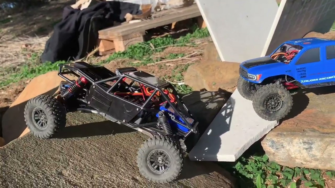 Scx24 build and trx4m taranchula build on the track