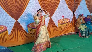 Machi h Dhoom Hamare Ghar mai ||@Pahadi Mahila Sangeet || Beautiful Lady Solo Awesome Dance ||❤️🔥