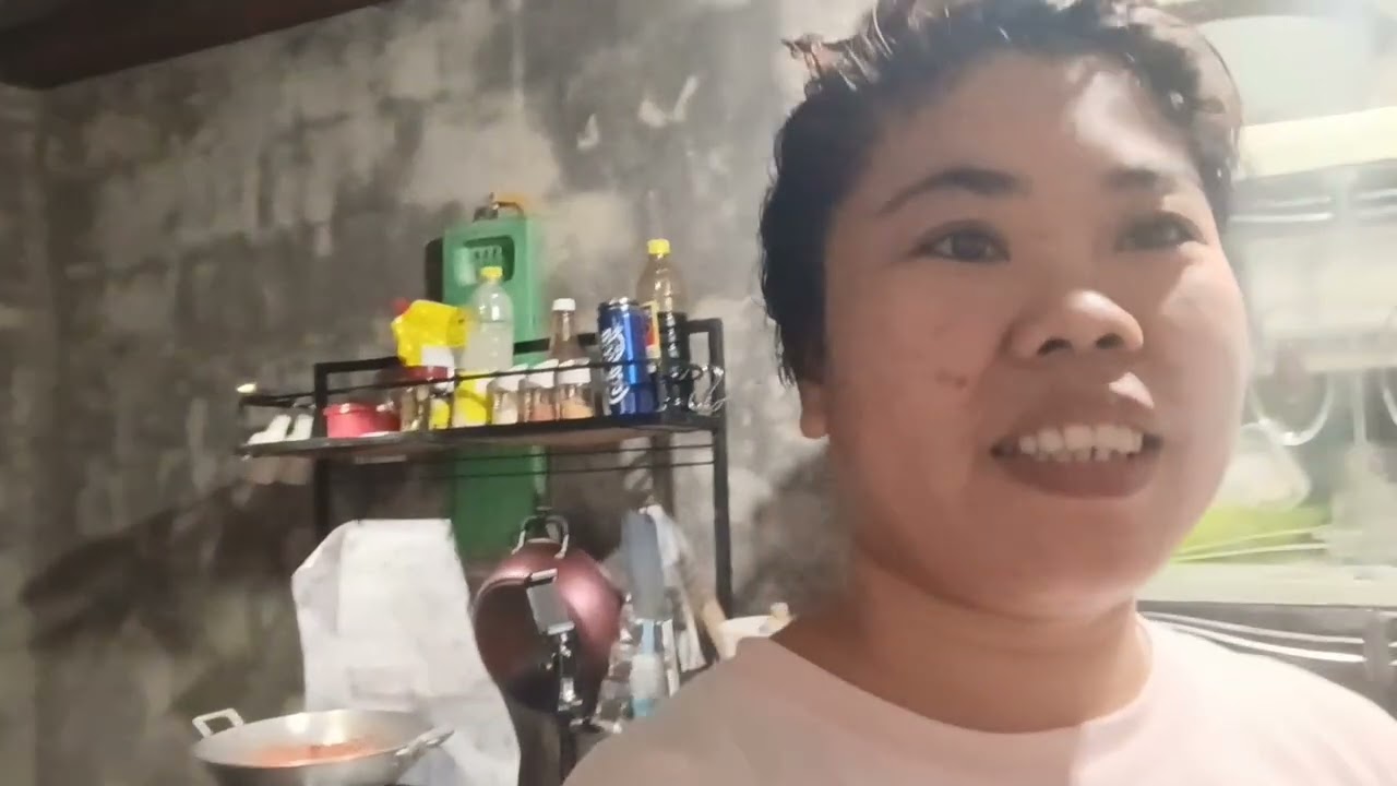 nagluto ng spaghetti at sarcaido,Hindi ko alam ang pangalan ng isda,may cauliflower na kasama