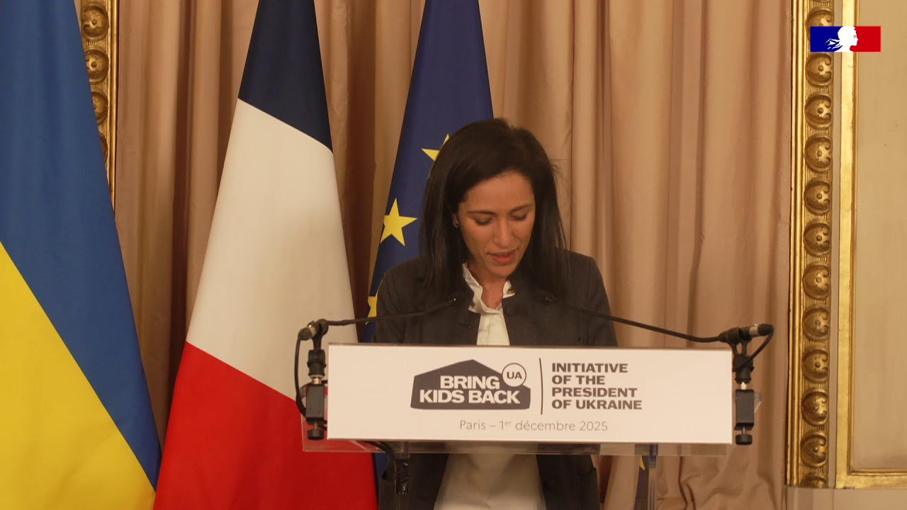 Retour en Ukraine des enfants déportés / Bring kids back— Paris, 01/12/2025.
