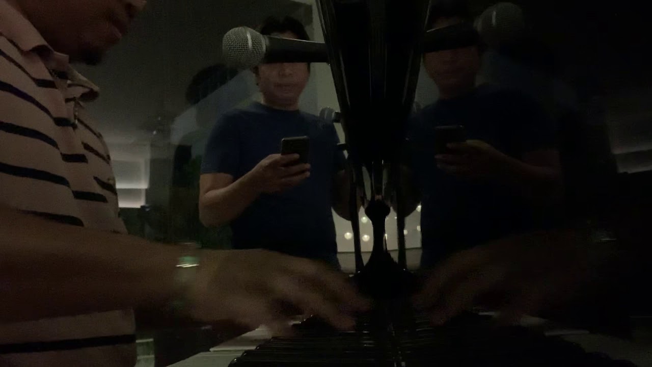 Cant Fight This Feeling - Live at Holiday Hotel Melaka