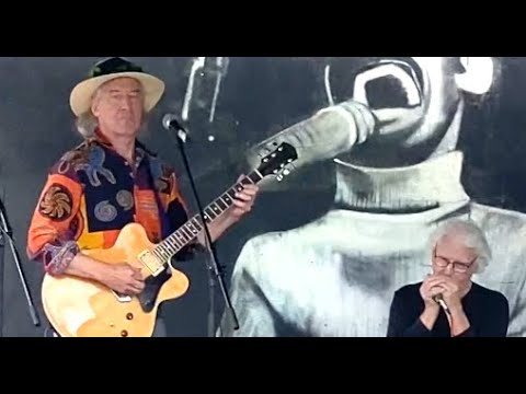 STREET PARTY BLUES DUO
