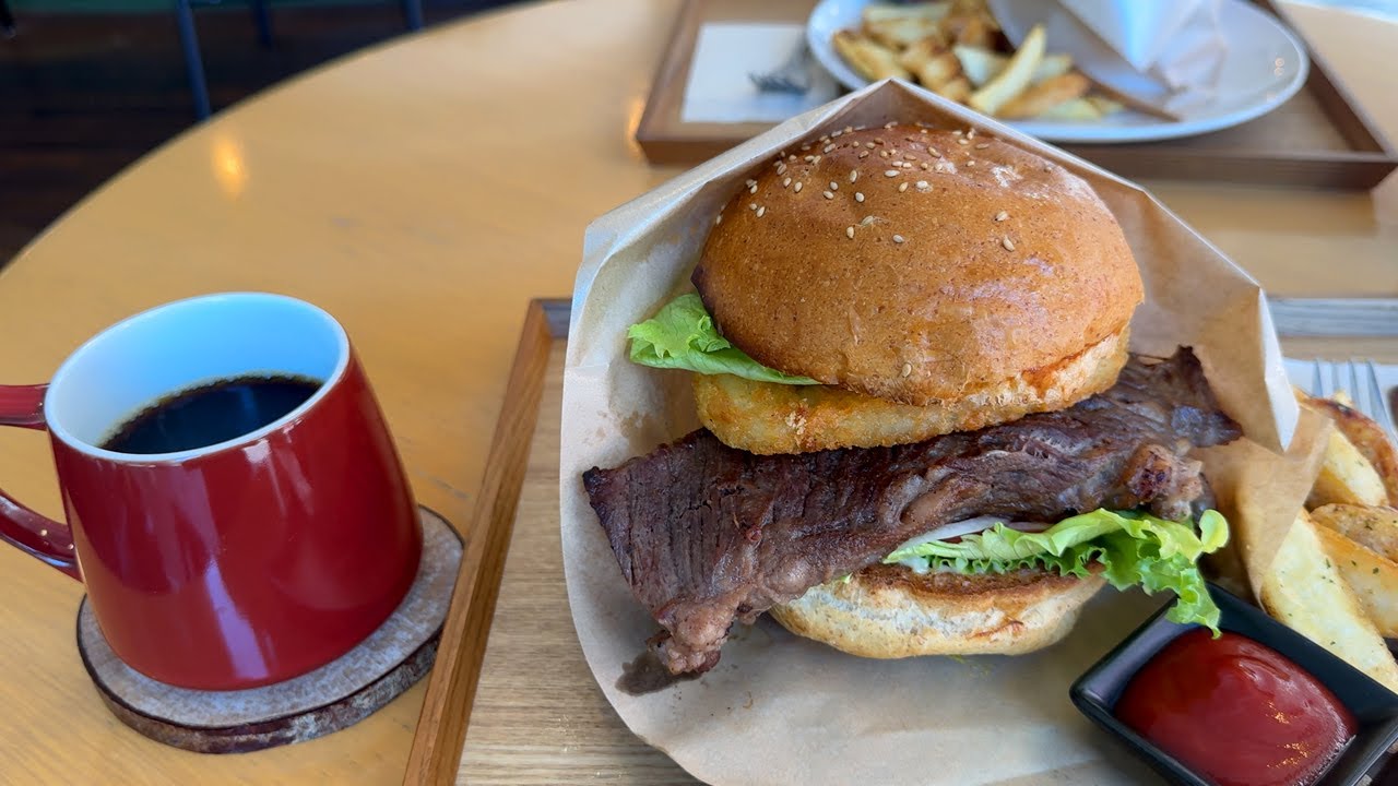 Can this coffee filter make coffee and Hamburger's go together