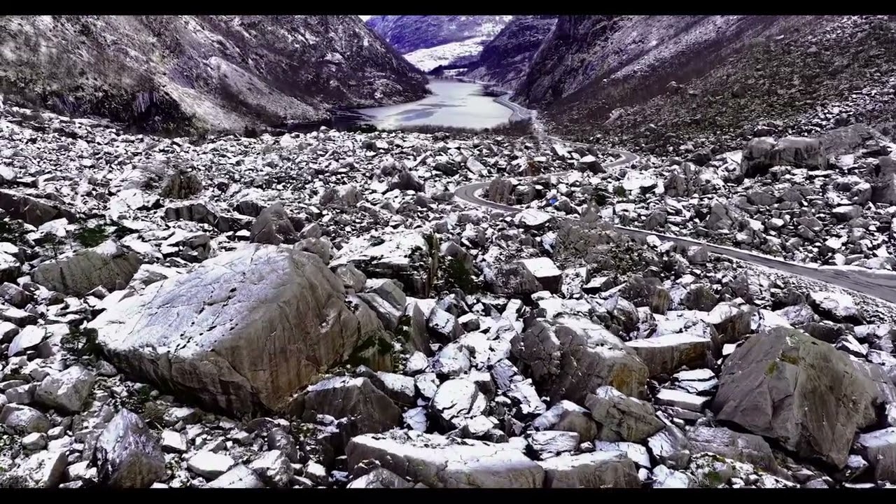 Gloppedalsura winter landscape