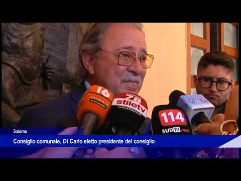 Video Consiglio comunale a Salerno Di Carlo presidente