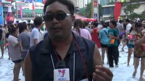 Không khí đón Tết Songkran 2014 tại Thái Lan