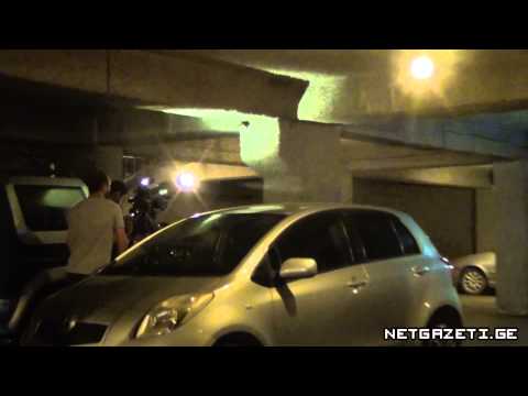 ეროსი კიწმარიშვილის საცხოვრებელი სახლის ავტოსადგომი