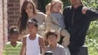 Brad Pitt-Jolie's Family Day Out