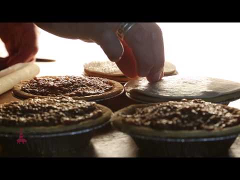 the-australian-meat-pie,-on-the-go-[tasting-table]