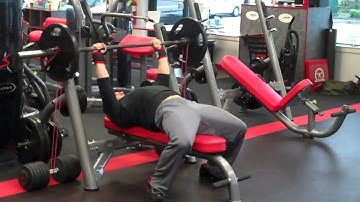 Dynamic-Effort Bench Press (with Bands)