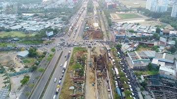 [LOCANREALESTATE] FLYCAM Tiến Độ Xây Dựng Hầm Chui NGUYỄN VĂN LINH - NGUYỄN HỮU THỌ