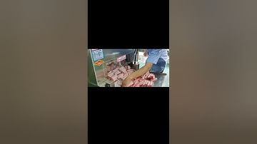 Mutton Roll Automatic Slicer: No need to thaw, cut four at a time