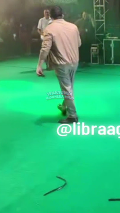 Pemandangan Langka, Lihat Mayor Teddy Joget di Atas Panggung Bareng Wali Band.