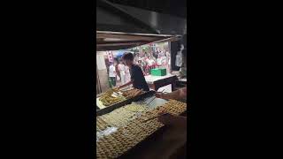Magical Chinese street food 神奇的中国街头美食  不思議な中国の街グルメ
