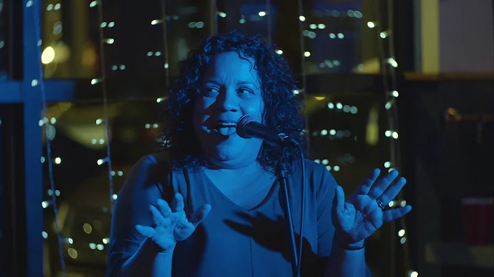 Cynthia Rojas at Saul Fussiner's "Songs + Stories"