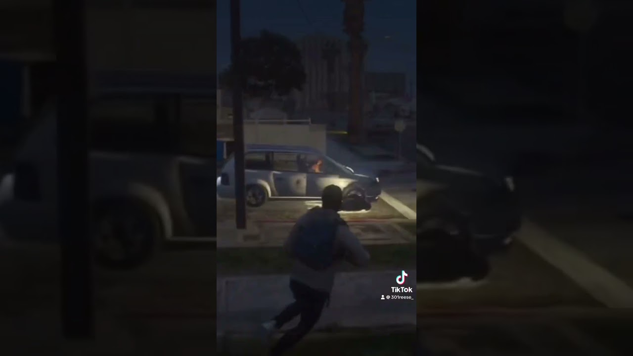 Crazy turf war😳💥 