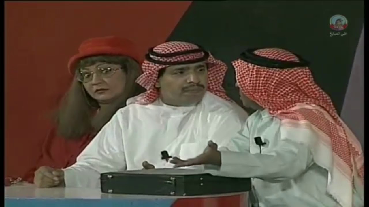 ترتيبات خلف الكواليس قبل الظهور على الهوا من مسرحية فضيحة