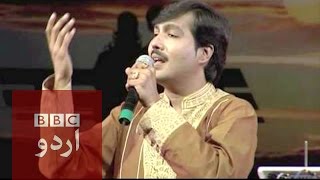 عورت اور مرد کی آواز میں گانے والا انسان - BBC Urdu