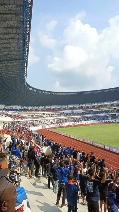 KABAR DAMAI DARI AREMANIA DI STADION JATIDIRI SEMARANG