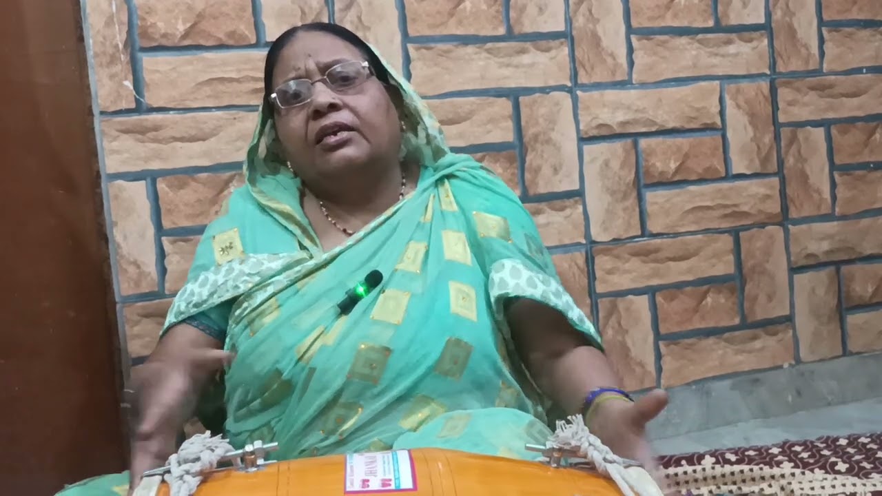 ऊपर गया न नीचे आया बीच भवर में भटक रहा..., ऐसी क्या करनी कर आया राम नाम को दरप रहा।।🙏🙏🙏