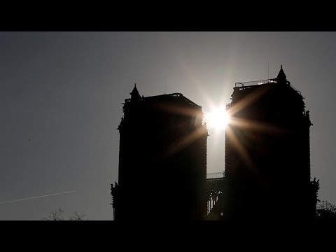 Videó: Notre Dame ólommérgezés