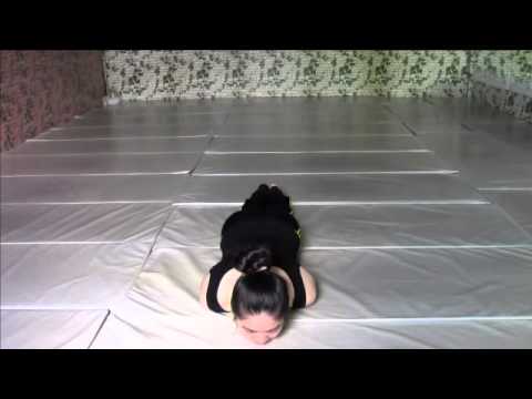 Video Bài Tập Yoga: hướng dẫn thực hành tư thế con cào cào... - YouTube