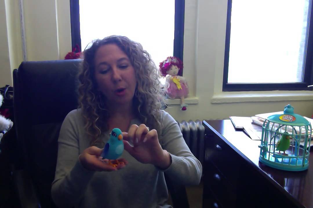 Little Live Pets from Moose Toys—Toy Insider Mom Demo