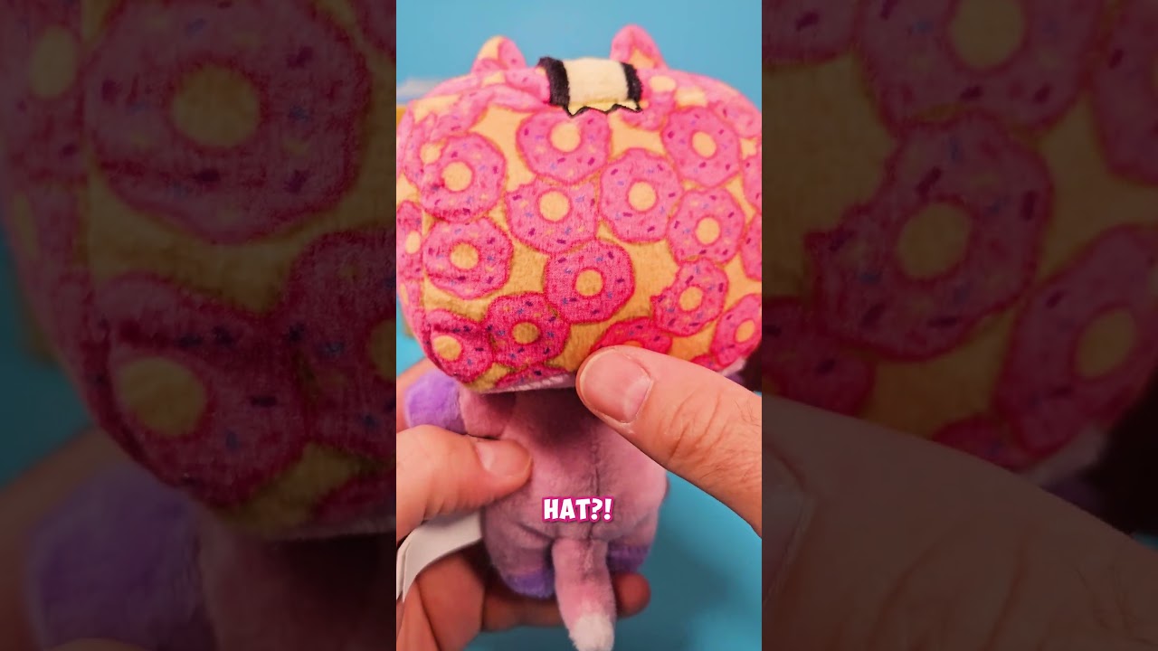 Not Lovin' Them Murder Fangs! (Unboxing Lankybox Mystery Plush S2) 