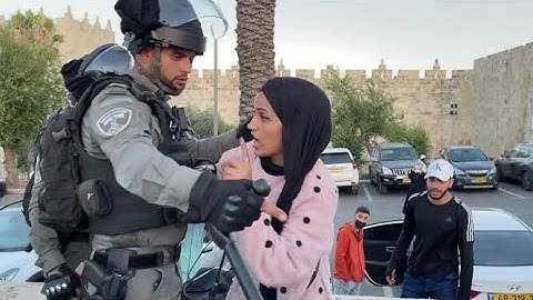 قوات الاحتلال تعتدي على الفلسطينيين في القدس