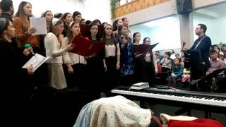 Video thumbnail of "Cor adolescenti BPBB - Vrednic esti Isus"