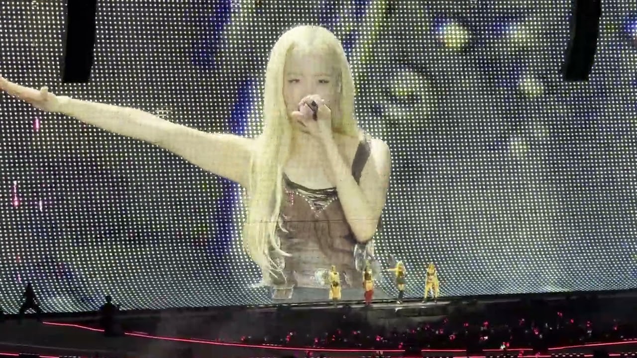 BLACKPINK - Forever Young - Deadline World Tour Day 1 Citi Field