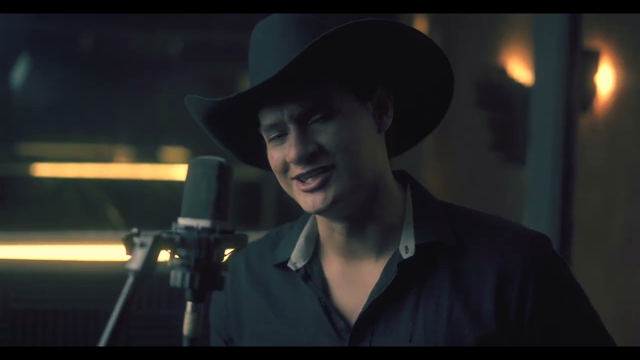 MI VESTIDO DE CHARRO (video oficial) J.ESTEBAN