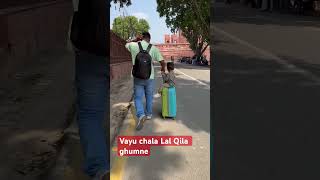 Vayu Lal Qila Ghumne Nikla