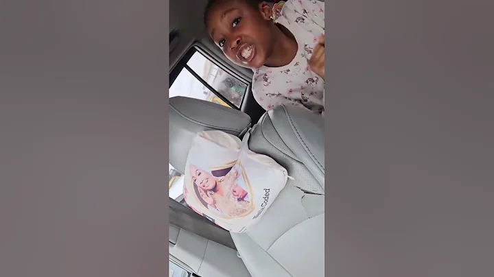 This is so funny.. between actress bimpe akintunde wasila coded and her beautiful daughter