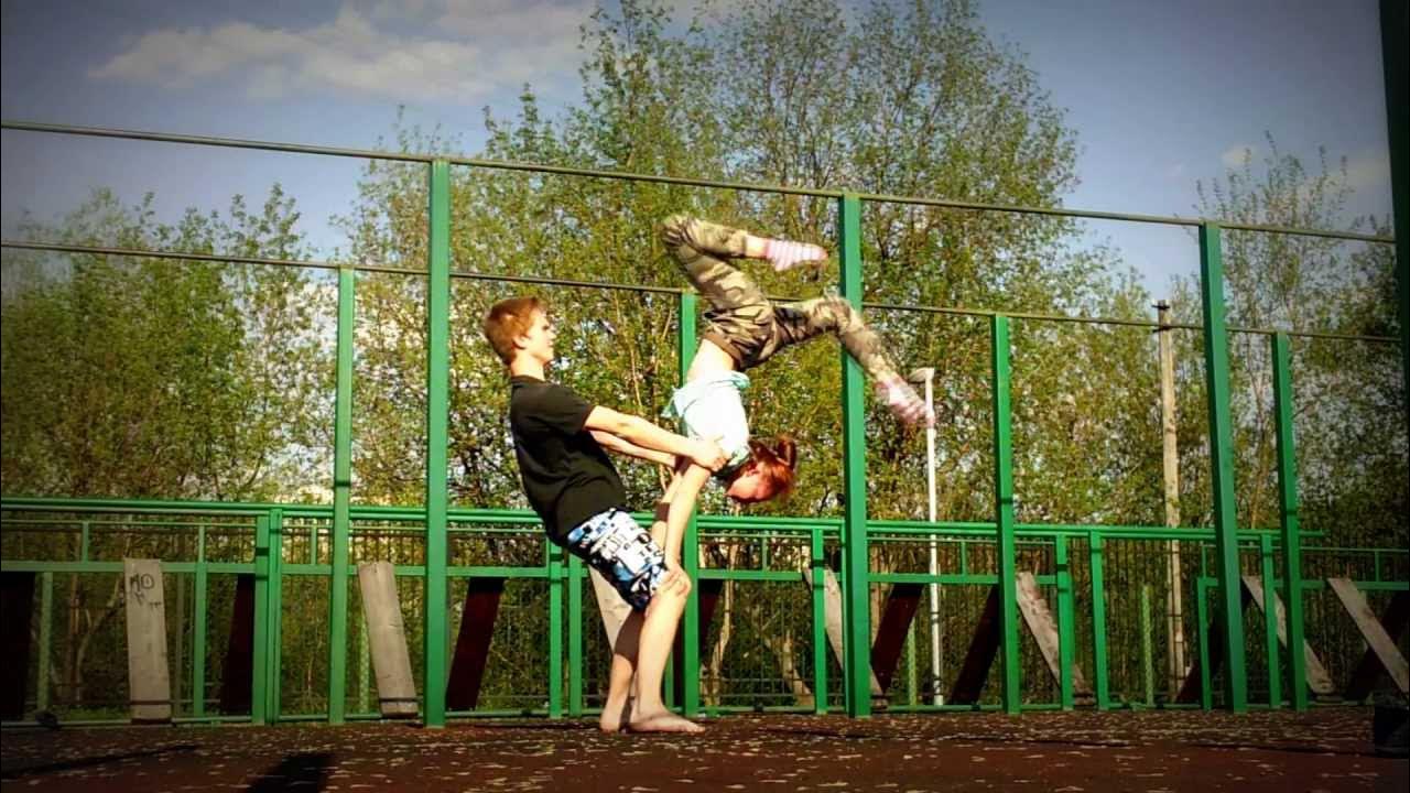 Парные элементы на турнике
