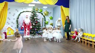 Новогодний утренник 1гр. Цыплята 27.12.2022г.