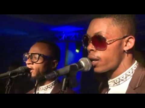 Héritier Watanabe - Rachel Futa (Extrait Du DVD Live Au Roméo Golf De Kinshasa)
