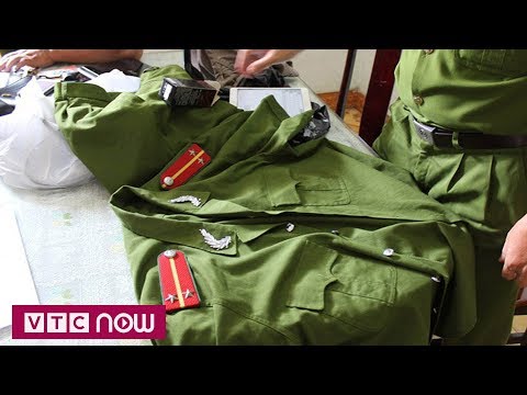 TPHCM: Đột kích kho quân phục công an "khủng" | VTC1