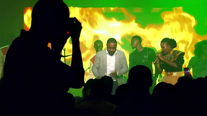 Dena Mwana feat. Mike Kalambay & Deborah Lukalu - ...