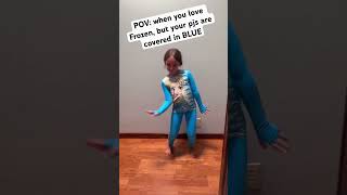 🤣 Those Dance Moves Though #shorts #viral #tiktok #dance #shortscreator #blue