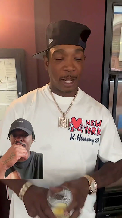 Ja Rule showing off his jewelry #jarule #bagfuel #interview ￼