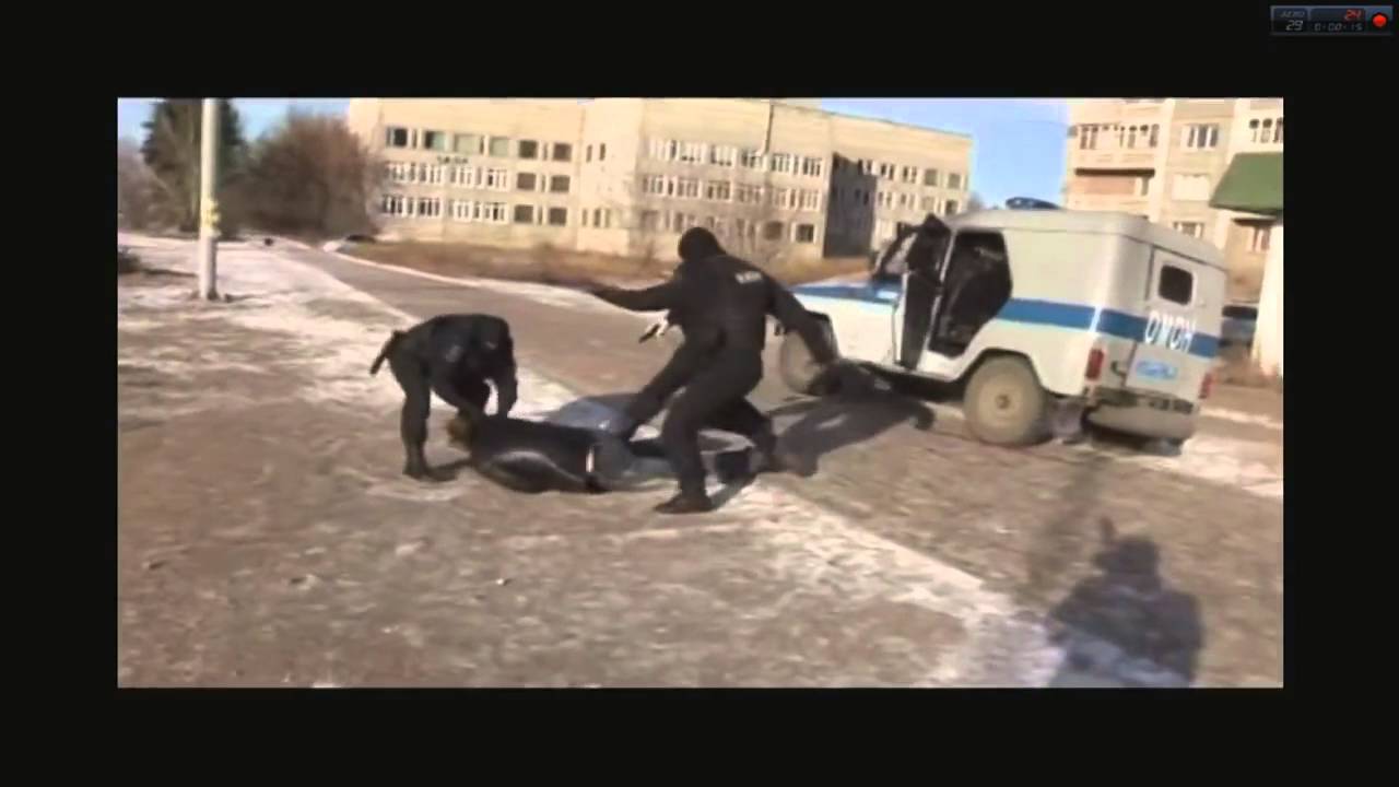 Подрезал машину с омоном