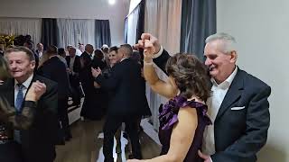 31 Grudnia 2025 Mnóstwo Wspaniałych Gości Bawi Się W Mokrosęku Na Sylwestrowym Balu