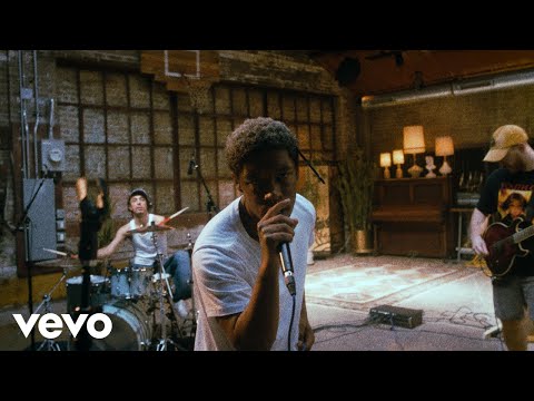 KennyHoopla — plastic door// (Live Performance)