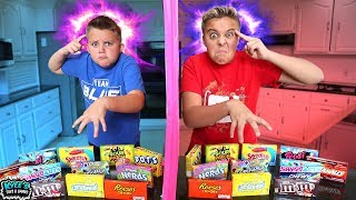TWIN TELEPATHY CHALLENGE! KIDS SOUR CANDY GAME!